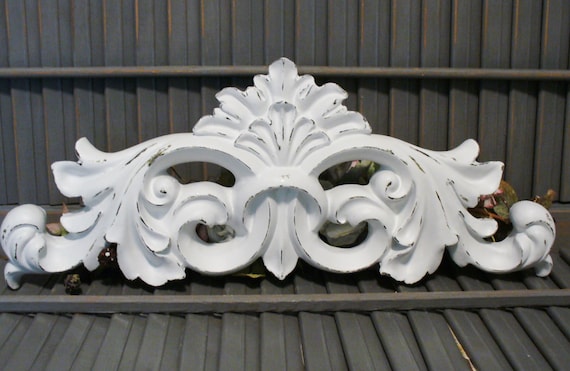 French Fleur De Lis Wall Decor Swag Pediment Victorian Shabby Cottage Chic Style