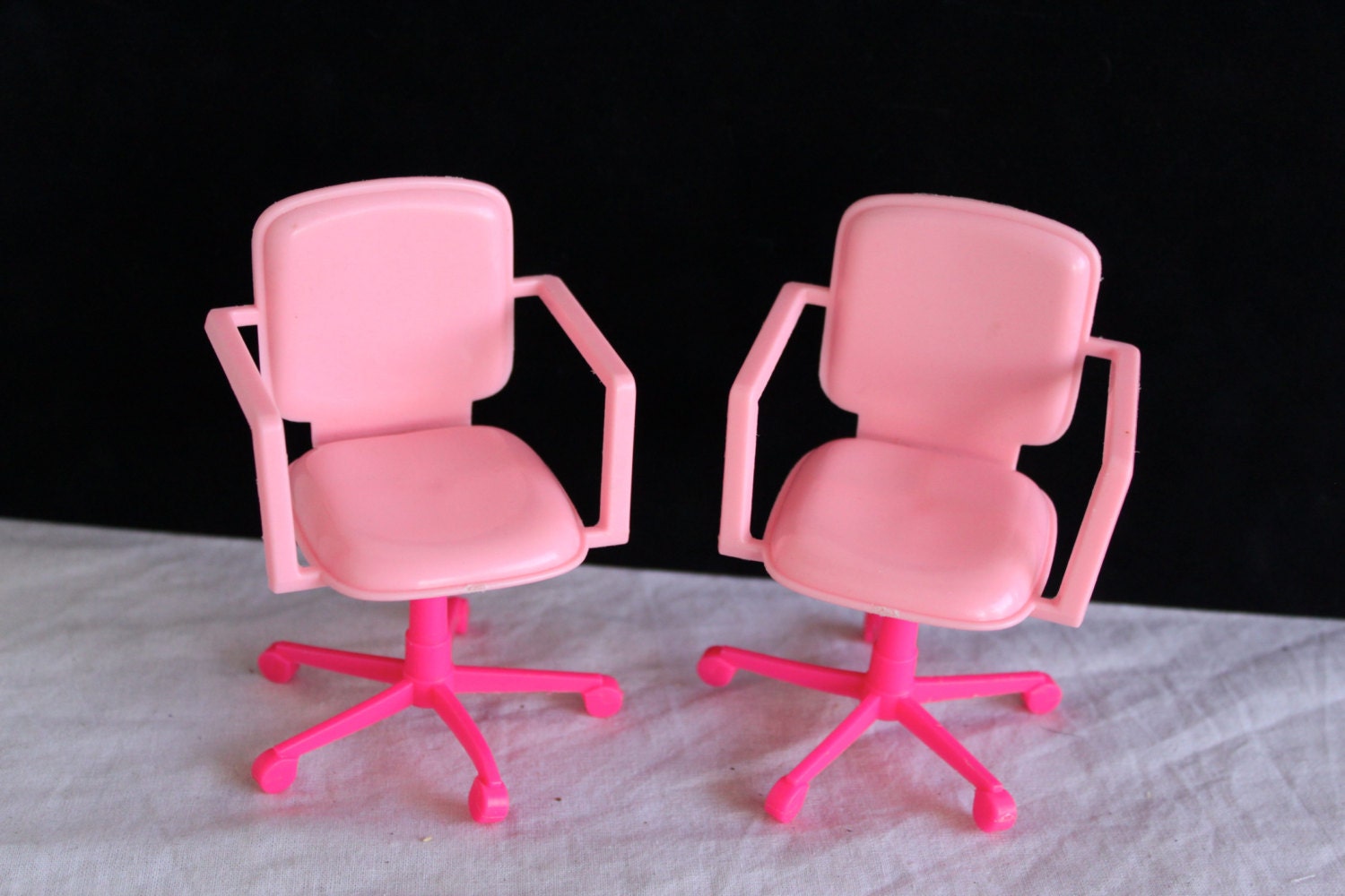 Vintage Barbie Chairs furniture accessories pink