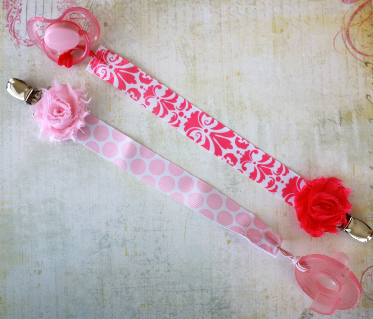 MORE STYLESBoutique StylePacifier ClipBaby Girl Pacifier