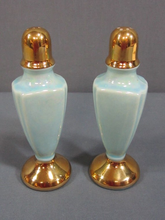 Vintage Salt & Pepper Shakers With Gold Color Tops And Bottoms