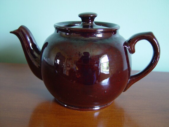 Chocolate Brown Sadler Teapot by GandTVintage on Etsy