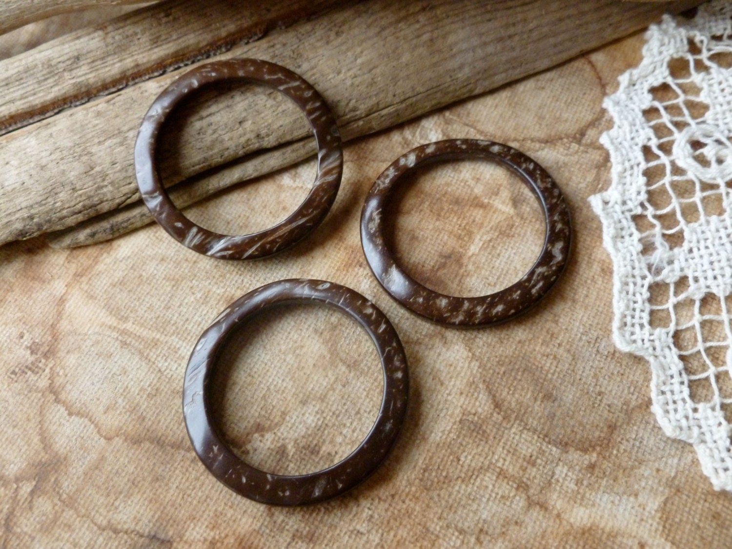 4x Large Coconut Rings For Craft And Jewellery Making C318