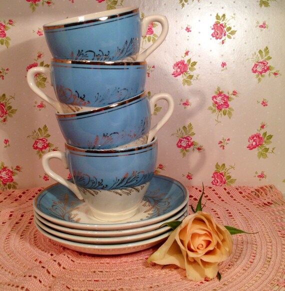 Vintage Blue and white Tea set for Four teacup and saucer.