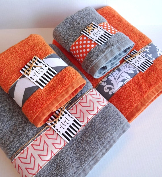 Set of 4 bath  towels  gray  and orange grey  and orange