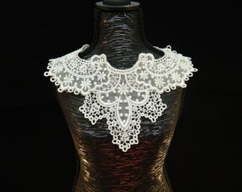 Vintage Delicate Lace on Tulle Appliques