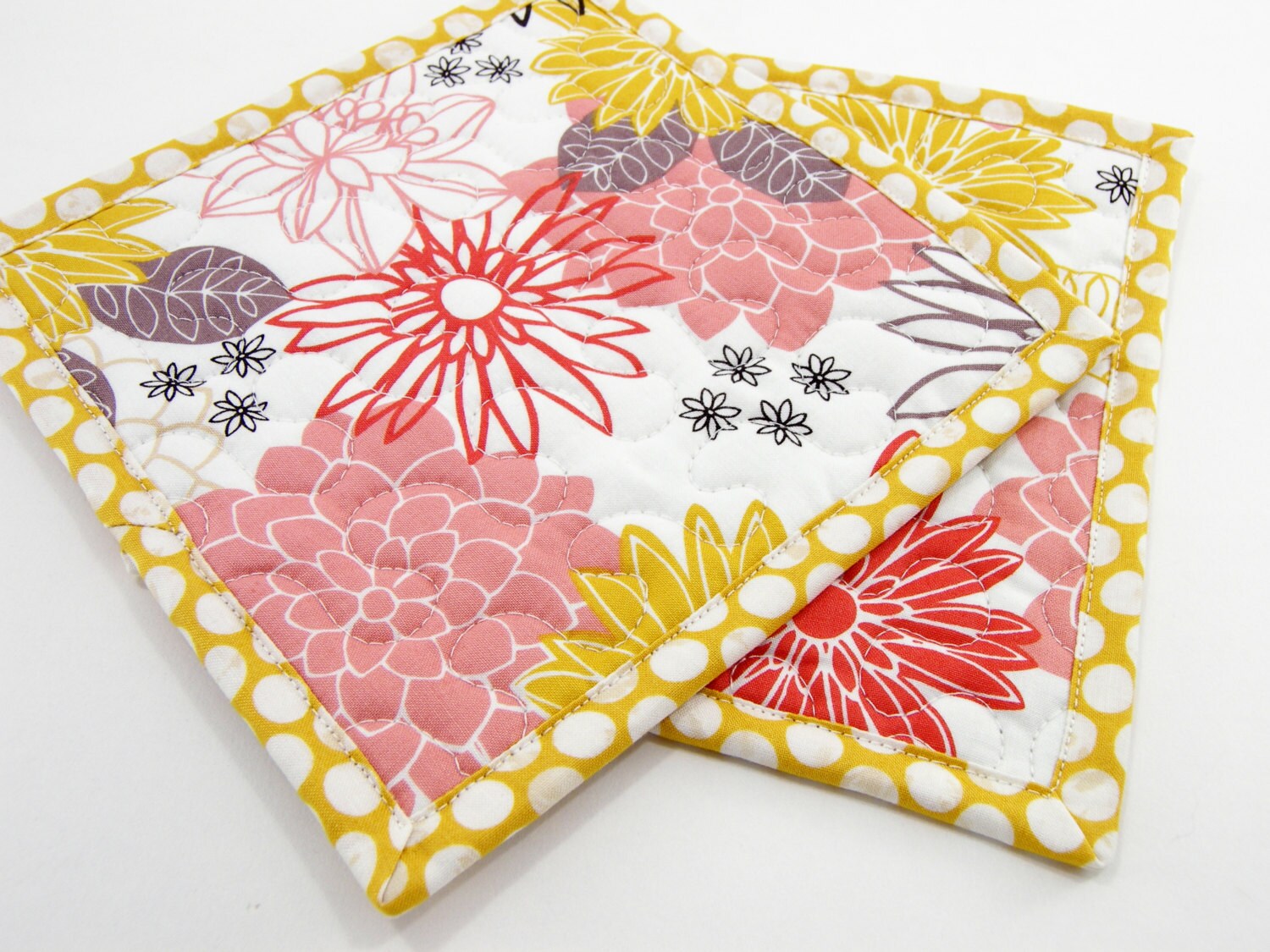 Quilted Potholders Insulated Fabric Hot Pads White Yellow