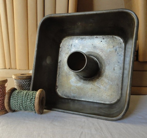 Antique Square Angel Food Cake Pan by Efeeks on Etsy