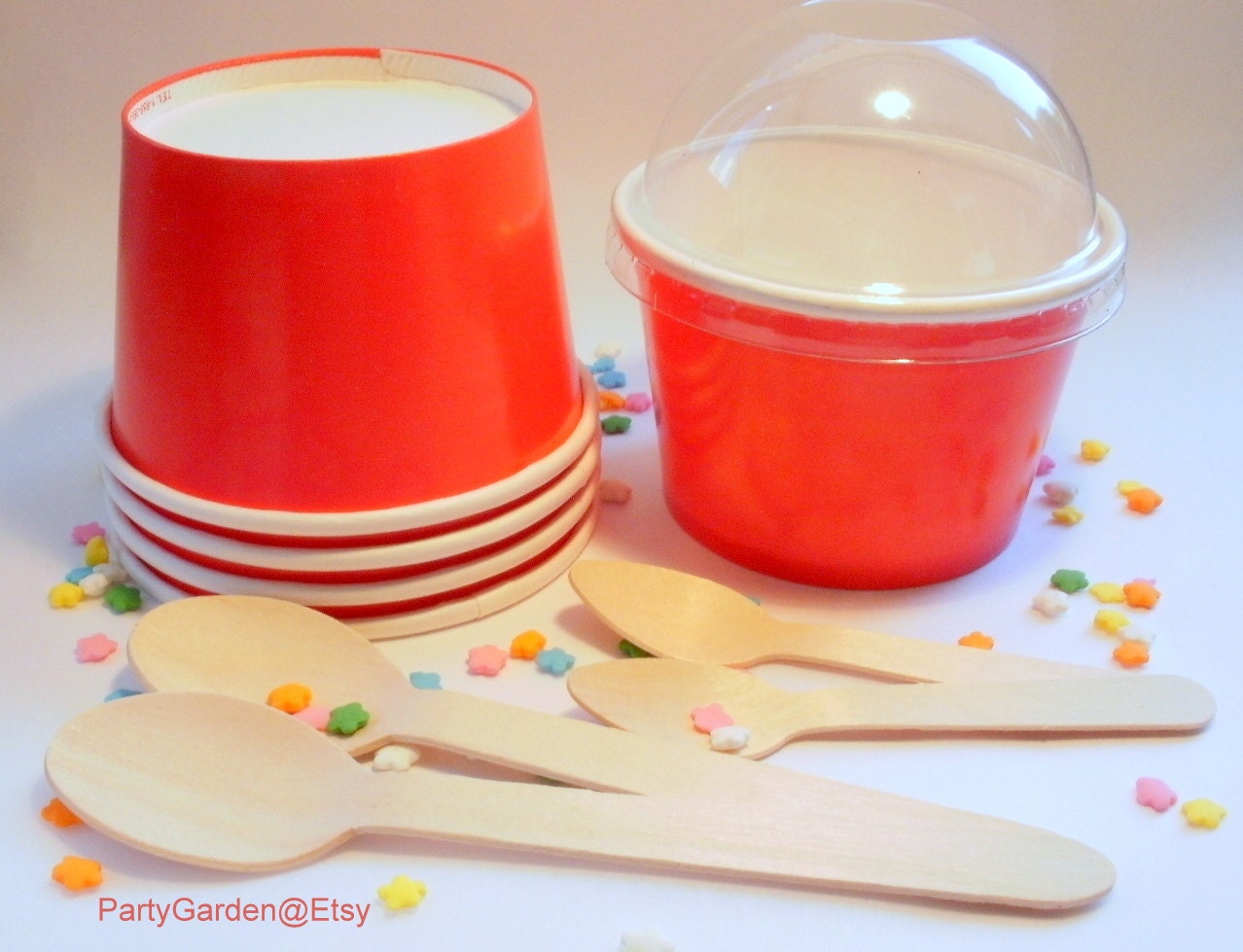 50 Red Ice Cream Cups Small 8 oz