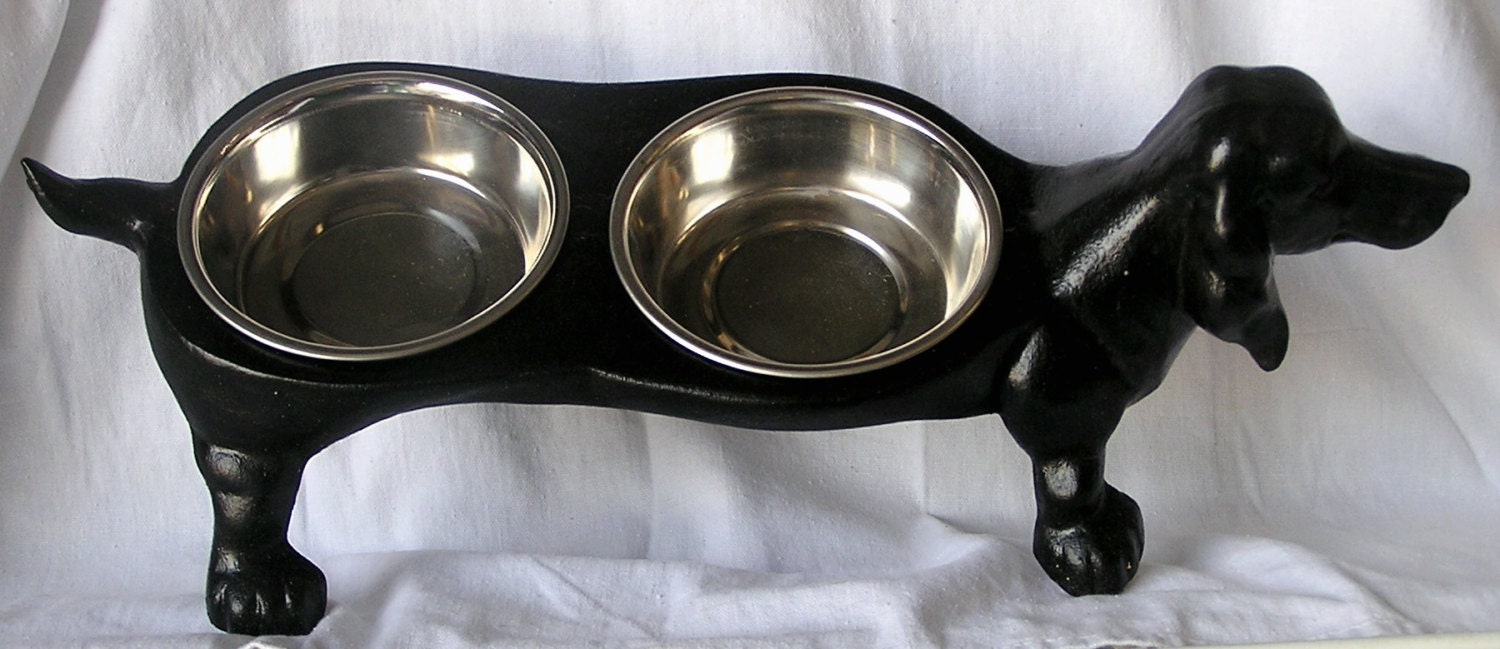 cast iron dog bowl holder