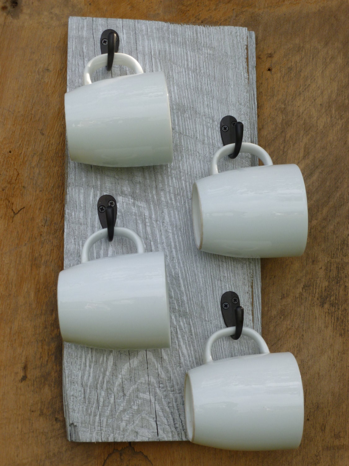 Silver painted reclaimed wood mug holder rack with century