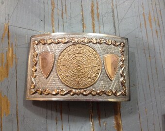 thumbnail image 2 of El Charro Vintage Paninaro Oval Belt Buckle E204 - 7.5x10 Cm, Steel With 3 Red Zircons 2 of 4