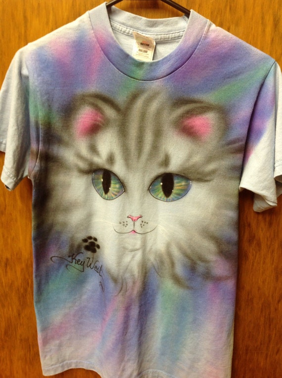The 45 Best '80s And '90s Cat T-Shirts On Etsy