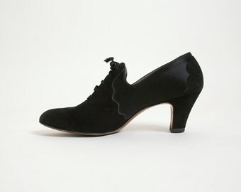 Vintage 1930s Heels - Vitality Suede and Satin Shoes - Size 7 AA Narrow