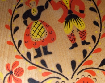 Mid Century Pennsylvania Dutch Folk Art Cutting Board