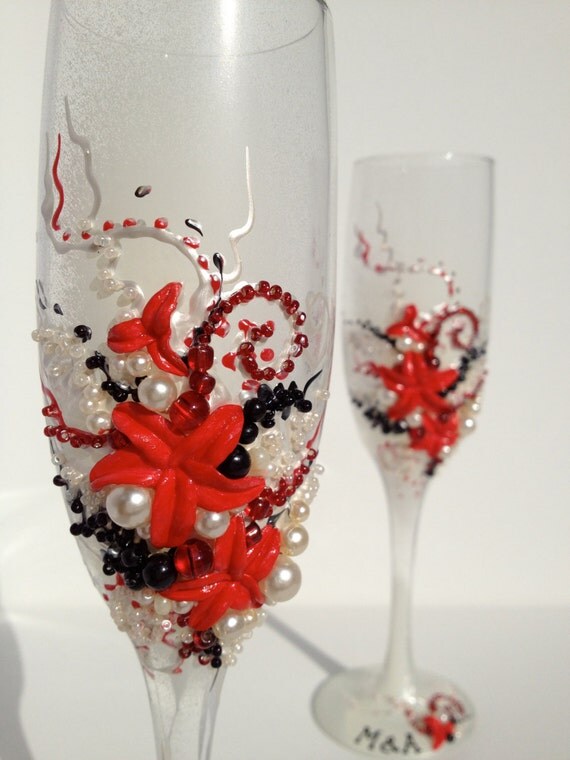 Items similar to Wedding champagne glasses, hand decorated toasting flutes with bright red