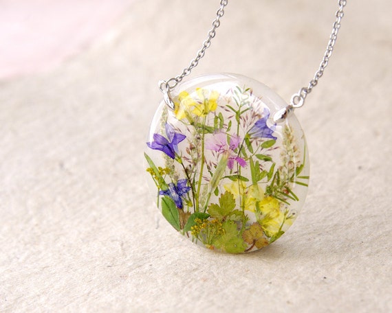 Real flowers nature necklace - pressed flowers pendant - Green garden herbarium