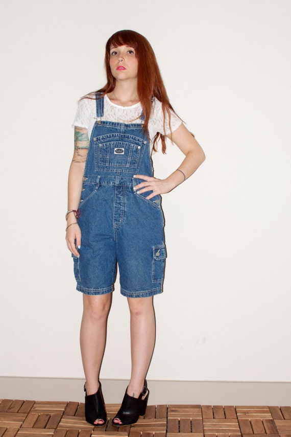 90s overall shorts outfits
