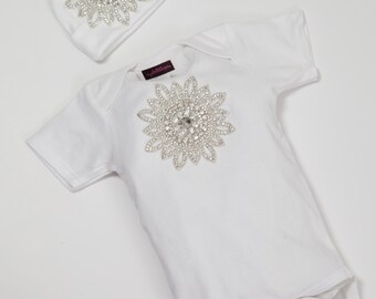 Butter Than Ever Infant Ribbed Layette Set main image 0