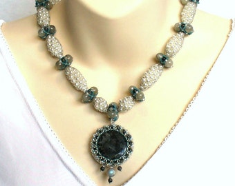 Chunky Bridal Necklace, Pearl Wedding Jewelry, Gemstone Necklace, Wire Mesh Necklace, Beaded Bead Necklace, Bead Art Jewelry Made in Germany