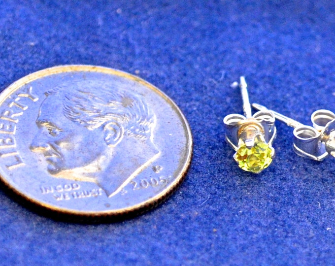 Natural Peridot Studs, Petite 3mm Round, Natural, Set in Sterling Silver E 412