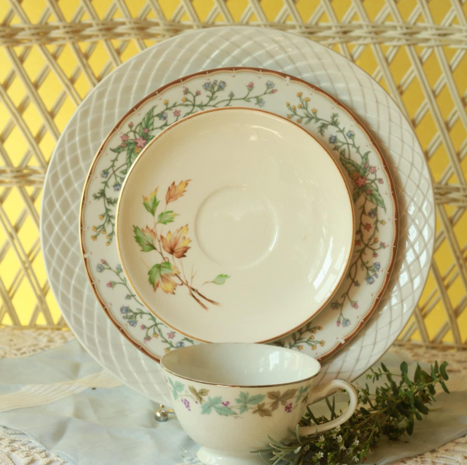 mismatched-dishes-antique-dinnerware-vintage-by-fancifultableware