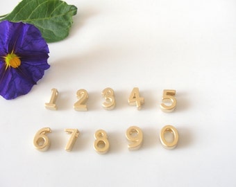 Number Necklace, Personalized number necklace, Number Gold Necklace, Mini number Necklace, Gold Necklace.