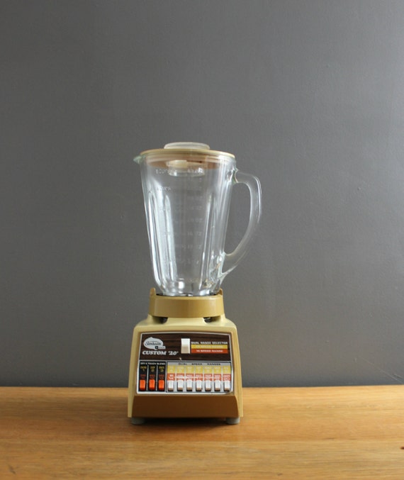 1970s Electric Blender / Sunbeam Vista Custom 20 / Goldenrod