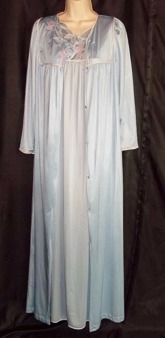 Items similar to Vintage Lingerie 1970s VANITY FAIR Blue Nightgown and ...