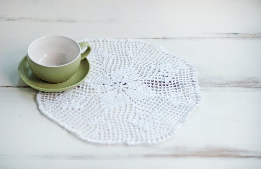 Small Crocheted Tablecloth Round Doily House Decor by byPRAVDA