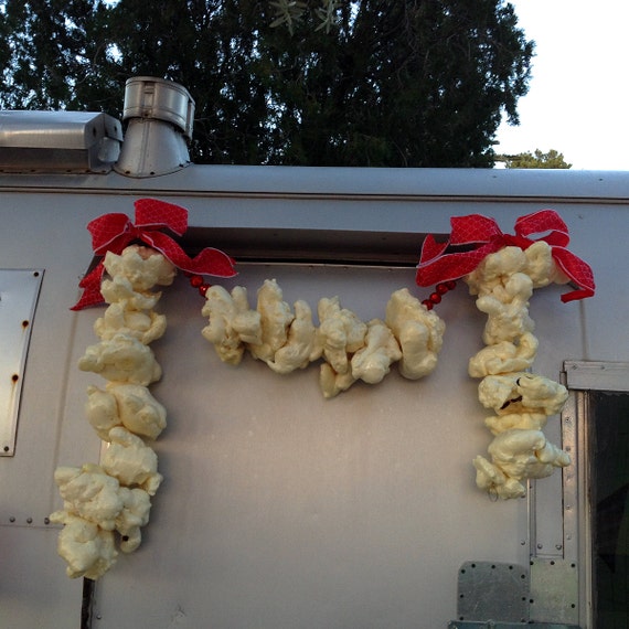 Outdoor Christmas Decorations Giant 6'9' Popcorn by JabberDuck