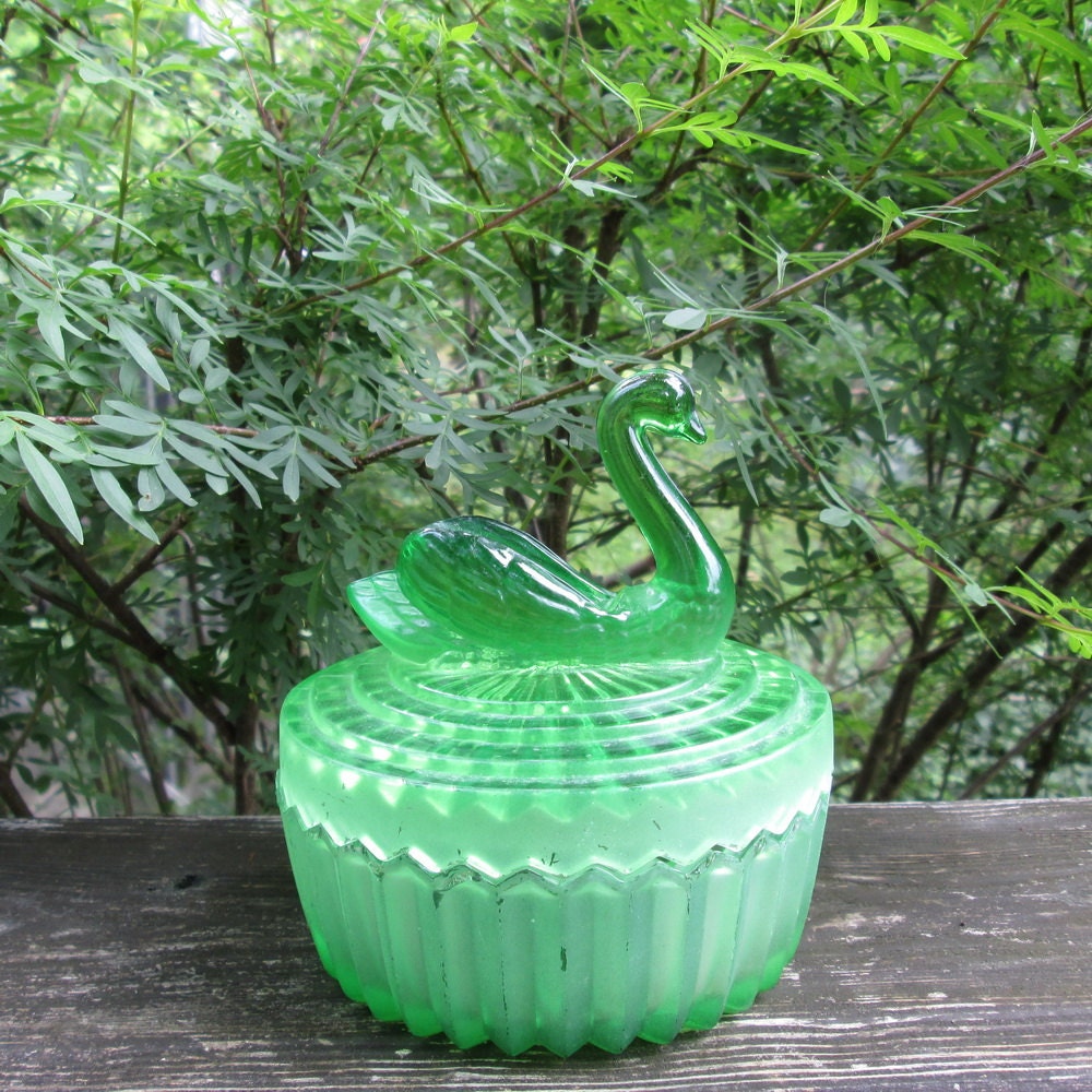 Vintage Green Swan Powder Dish 1950s by SimplySuzula