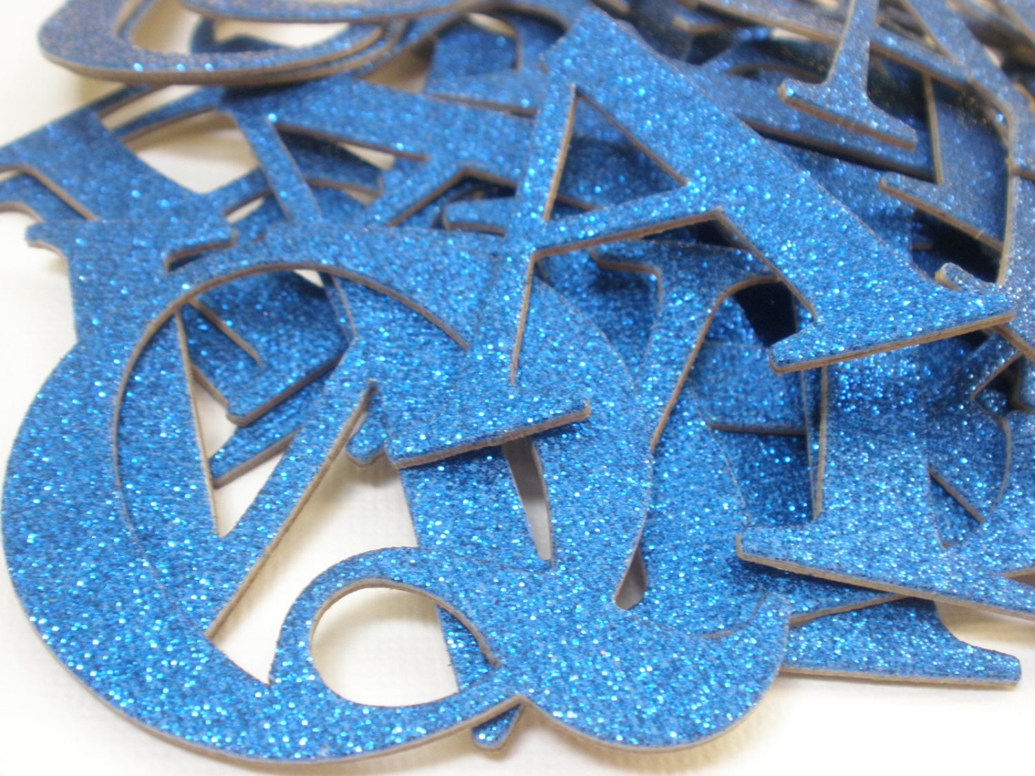 GLiTTER LETTERS 2 Elegant Chipboard Letter Die Cuts