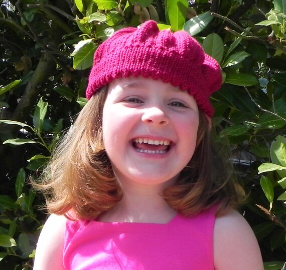 Raspberry Beret Knitting Pattern from MadameSegneri on ...