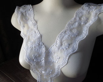 WHITE Lace Applique for Bridal, Garments, Costumes WA 617