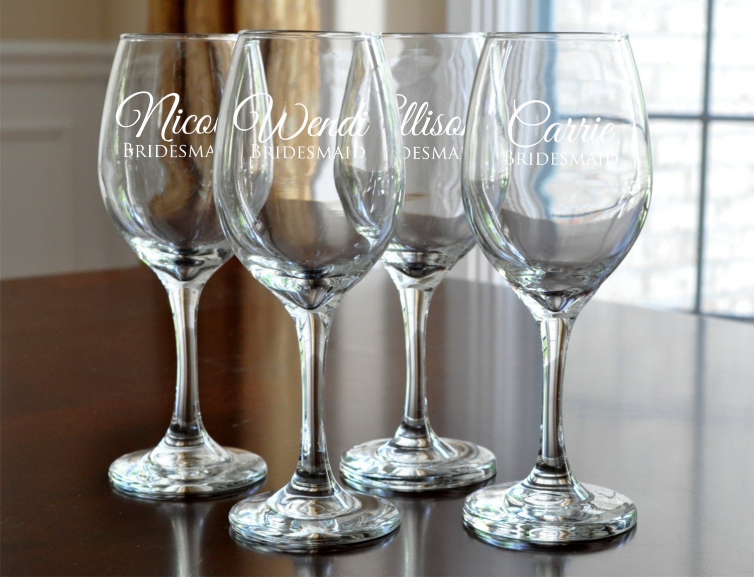 engraved wine glasses