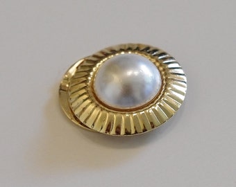 Vintage Scarf Clip -- Faux Pearl and Gold Tone 80s Scarf Clip