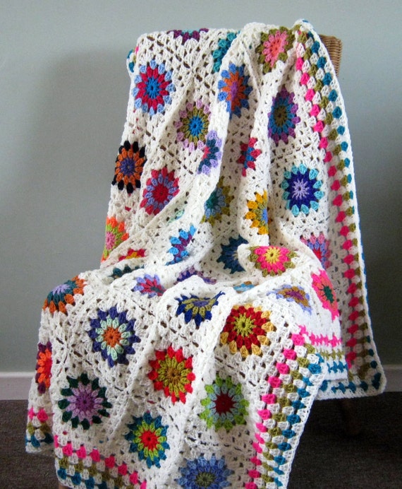 Flower Power BLANKET Sunburst Granny Squares Afghan 50 x 50