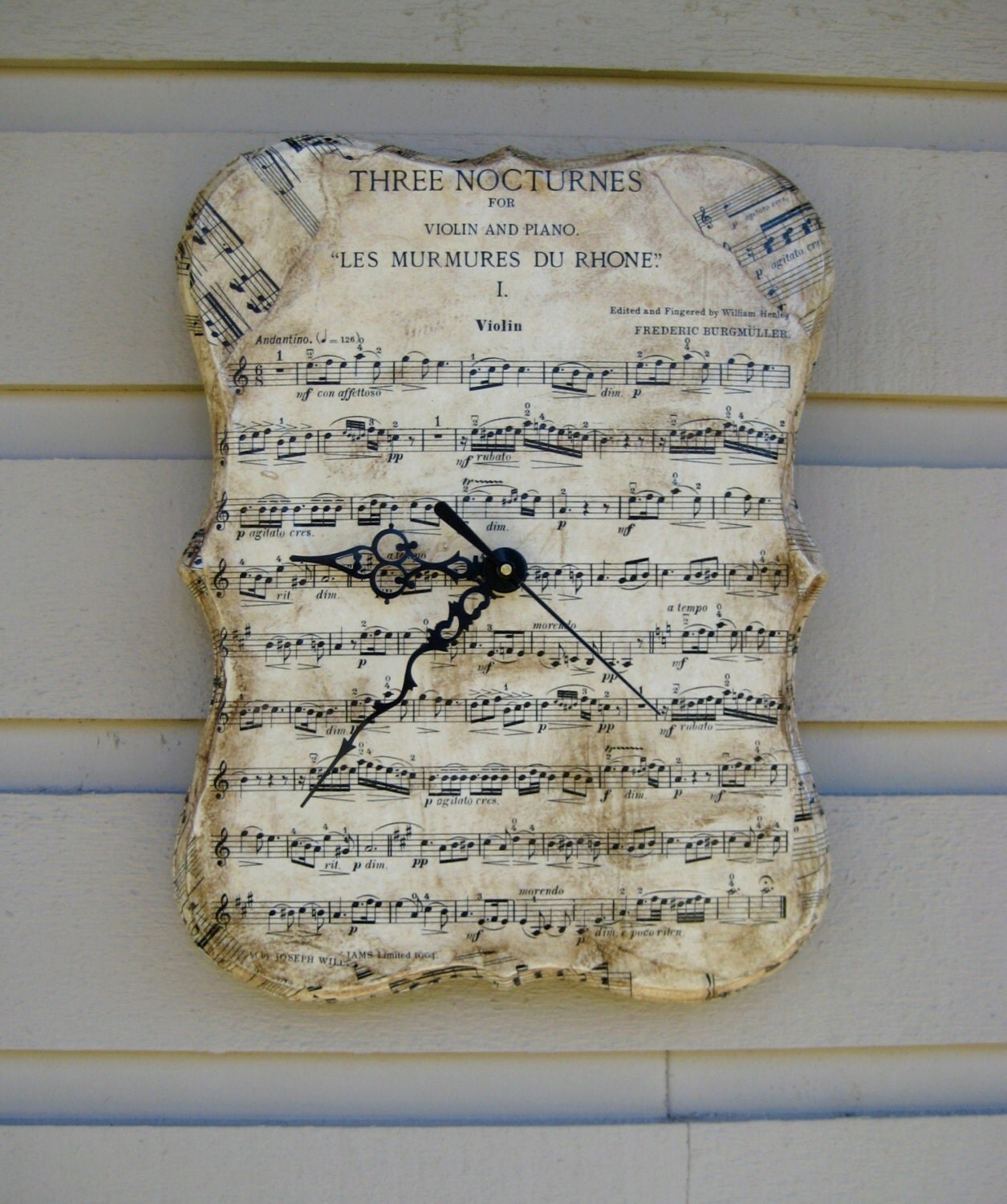 Classical Music wall clock vintage violin and piano sheet