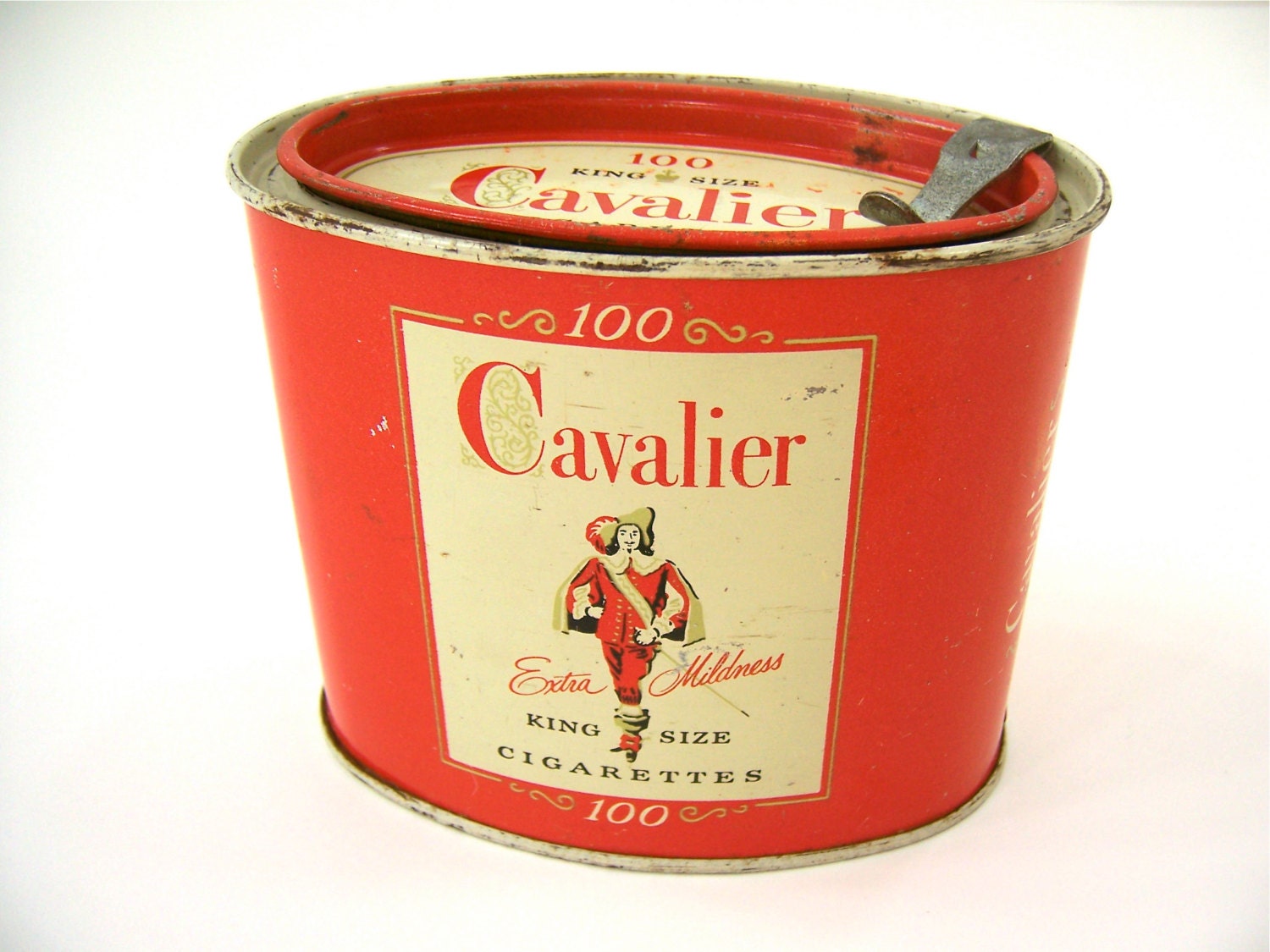 Vintage Cavalier King Size Cigarettes tin red cream black