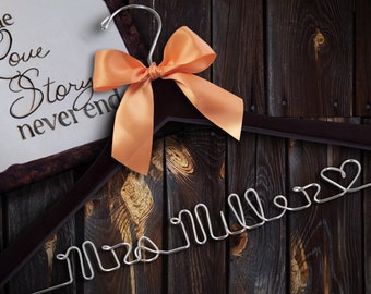SALE Personalized Bridal Hanger / Bride / Wedding Hanger /Bridal Gift / bridal party GIFTS / wire hanger / wedding hanger