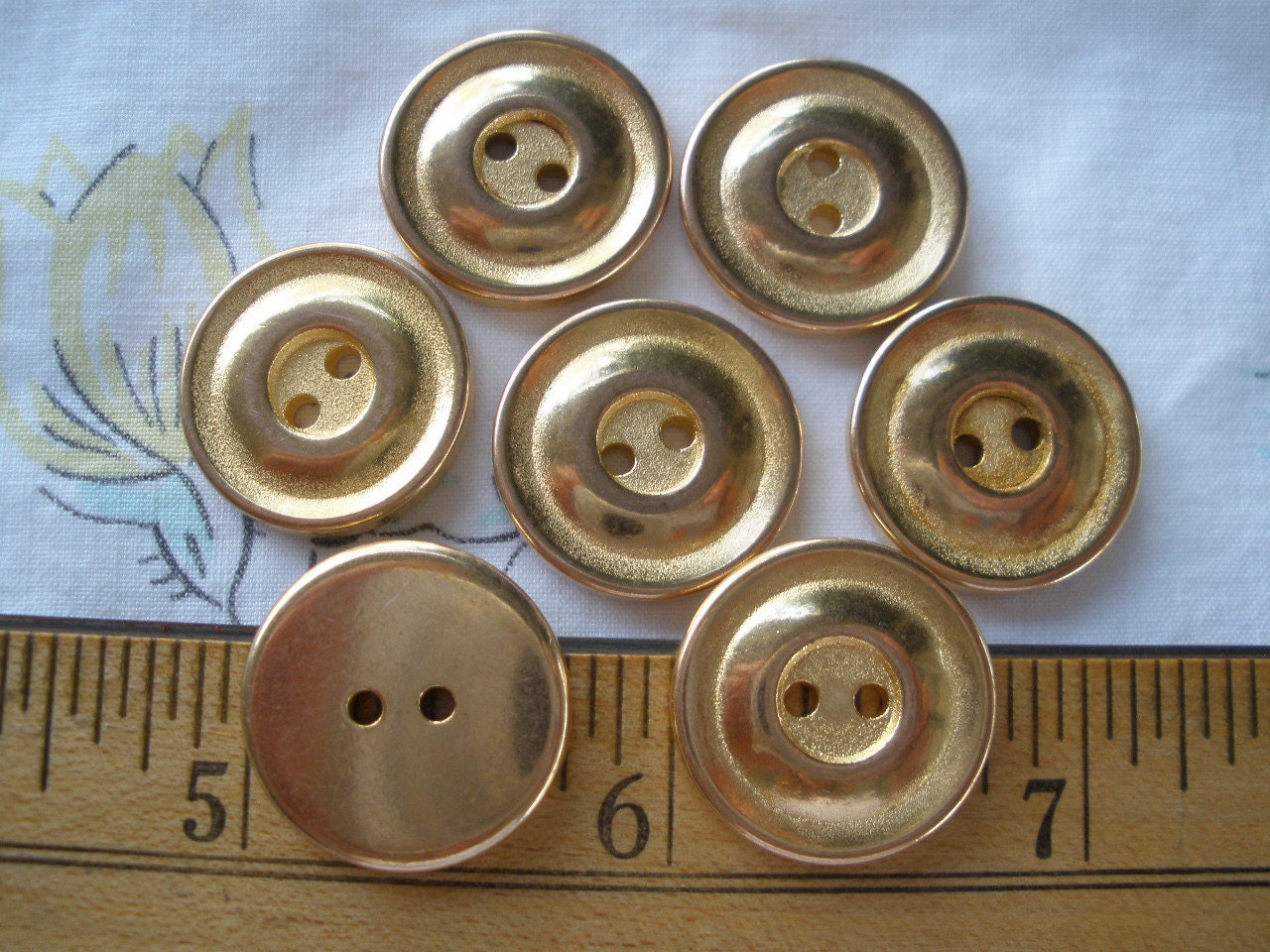 Gold Metal Sew on Buttons 7 size 30L 3/4