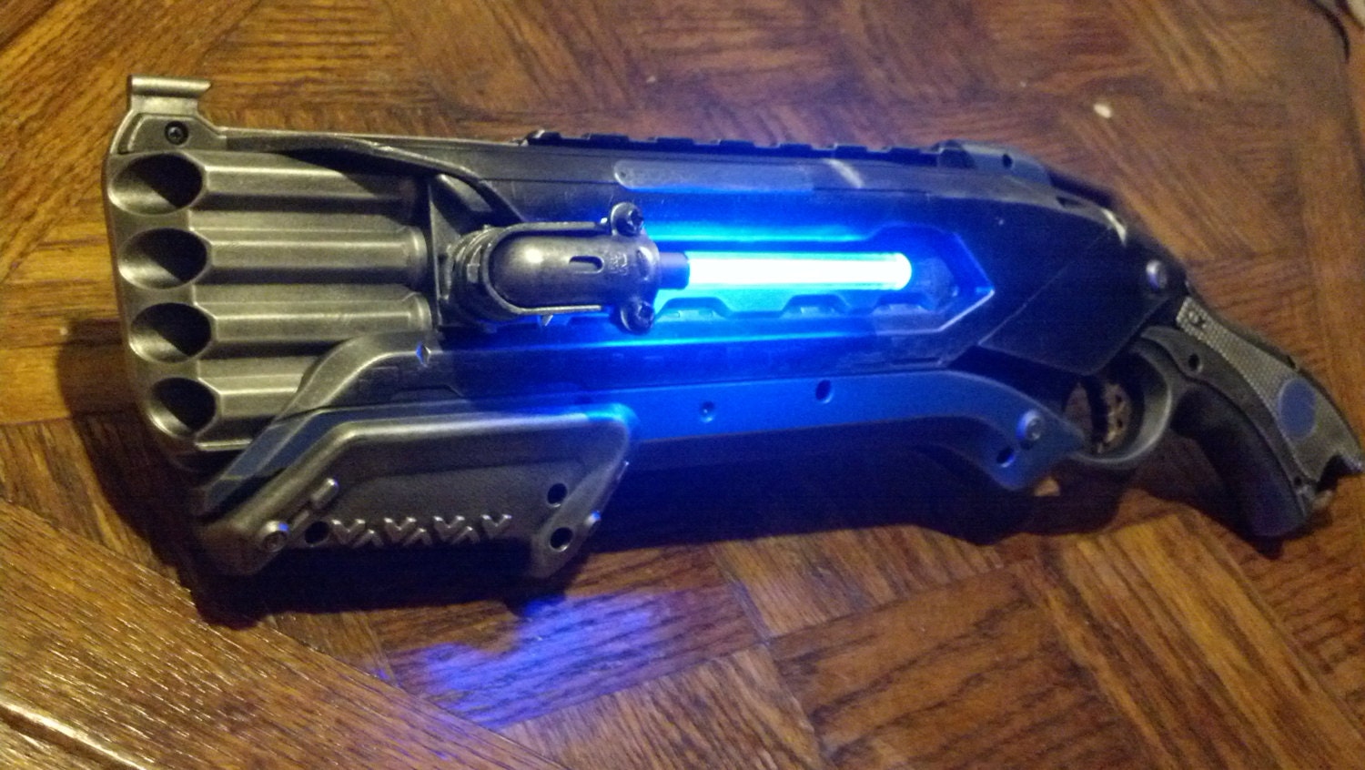 nerf gun laser light