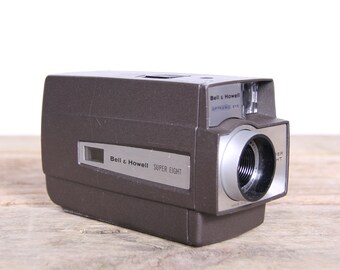 Bell & Howell Movie Camera / Super 8 Movie Camera / 8mm Movie Camera / Old Movie Camera / Optronic Eye - 1970's / Antique Movie Camera