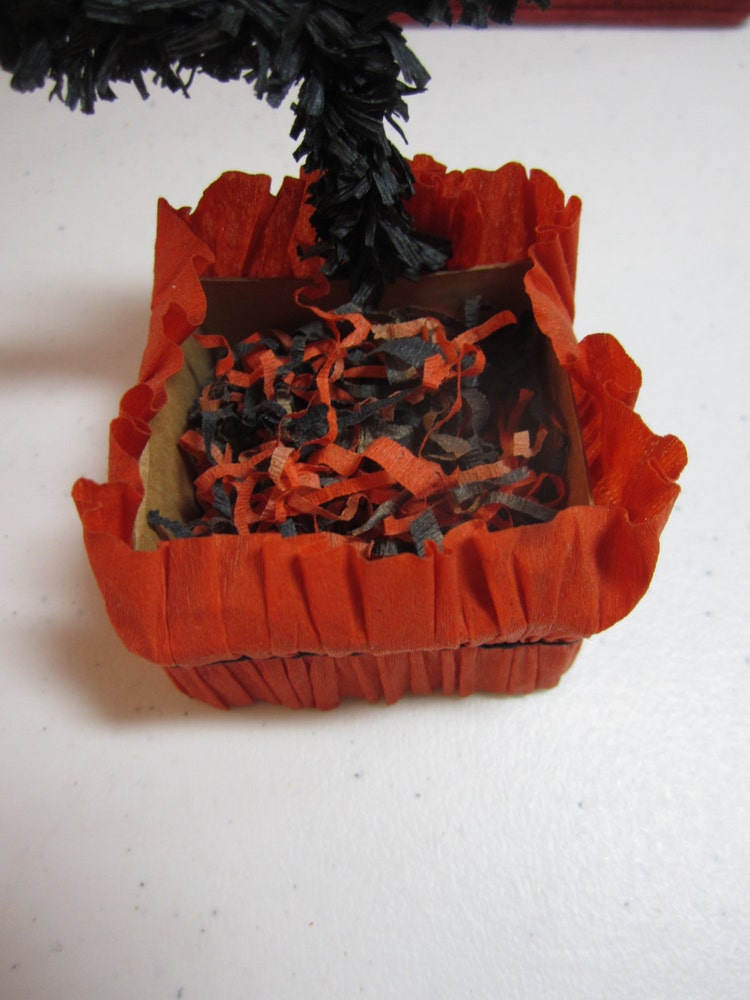 1920's Halloween crepe paper nut cup in orange with by puffadonna