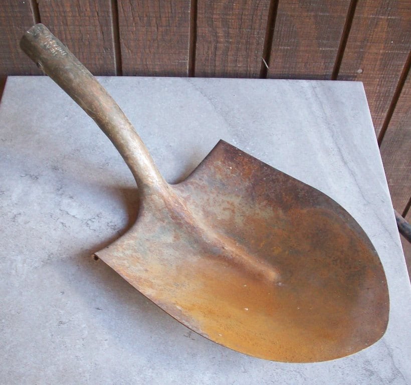 Rusty Shovel Head Full Sized Shovel Head Garden Decor