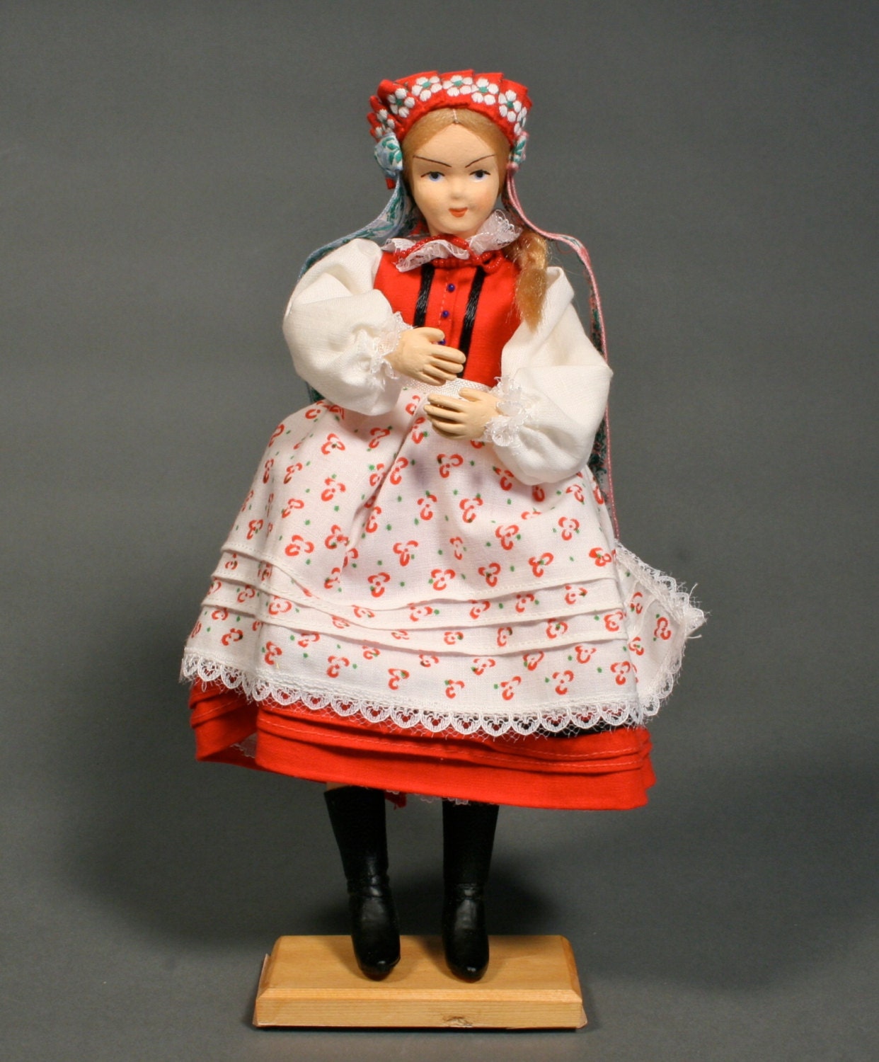 Female Polish Folk Doll made in Poland by AuntHattiesAttic on Etsy
