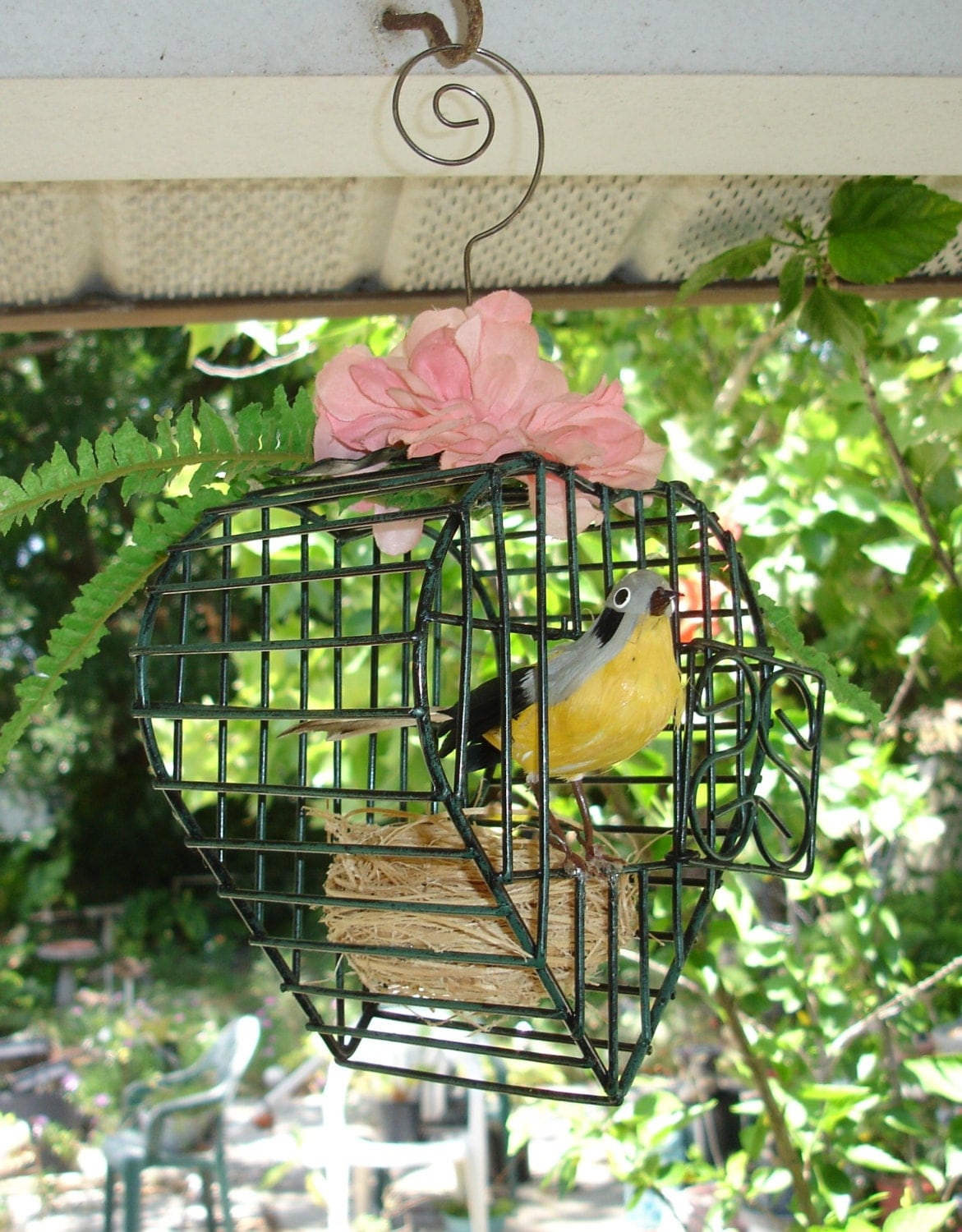 Heart Shaped Bird Cage Decor