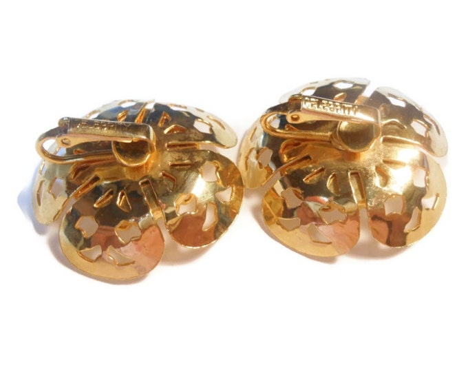 FREE SHIPPING Celebrity pearl earrings, signed, gold and faux pearl flower clip earrings