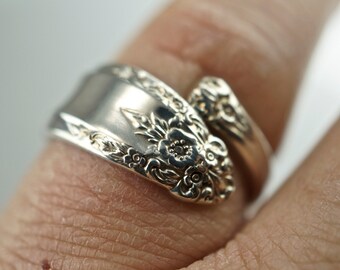 STERLING SPOON ring. Sterling Silver Promise Ring. Wrapped Spoon Ring . Rose Girlfriend Ring. International Prelude Spoon Jewelry No.00217