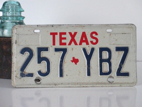 Items similar to License Plate Texas - Old & Dinged for Vintage Display ...